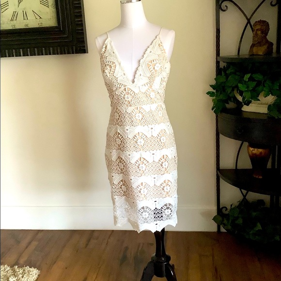Lulus Dresses & Skirts - Beautiful White Crochet Lace Dress